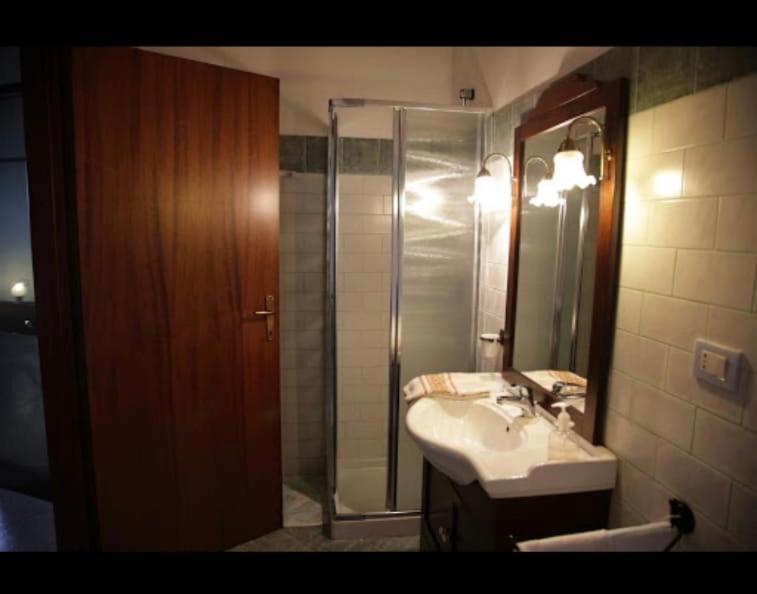 Agriturismo Da Patrizia Simaxis Екстер'єр фото